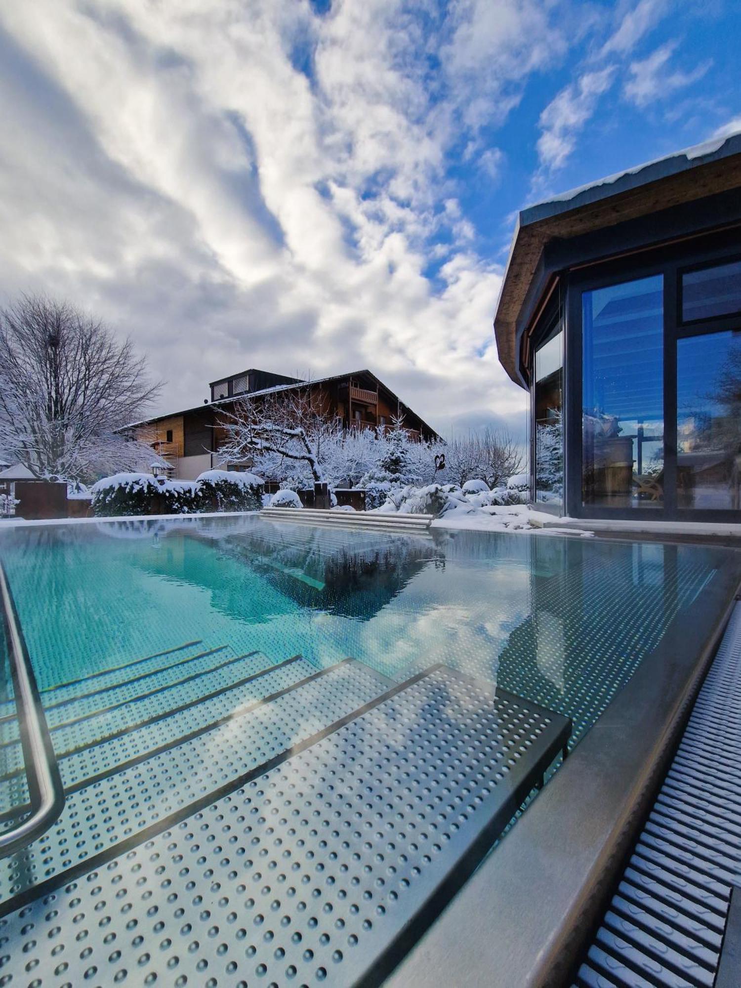 Salzano Hotel - Spa - Restaurant Unterseen Екстериор снимка