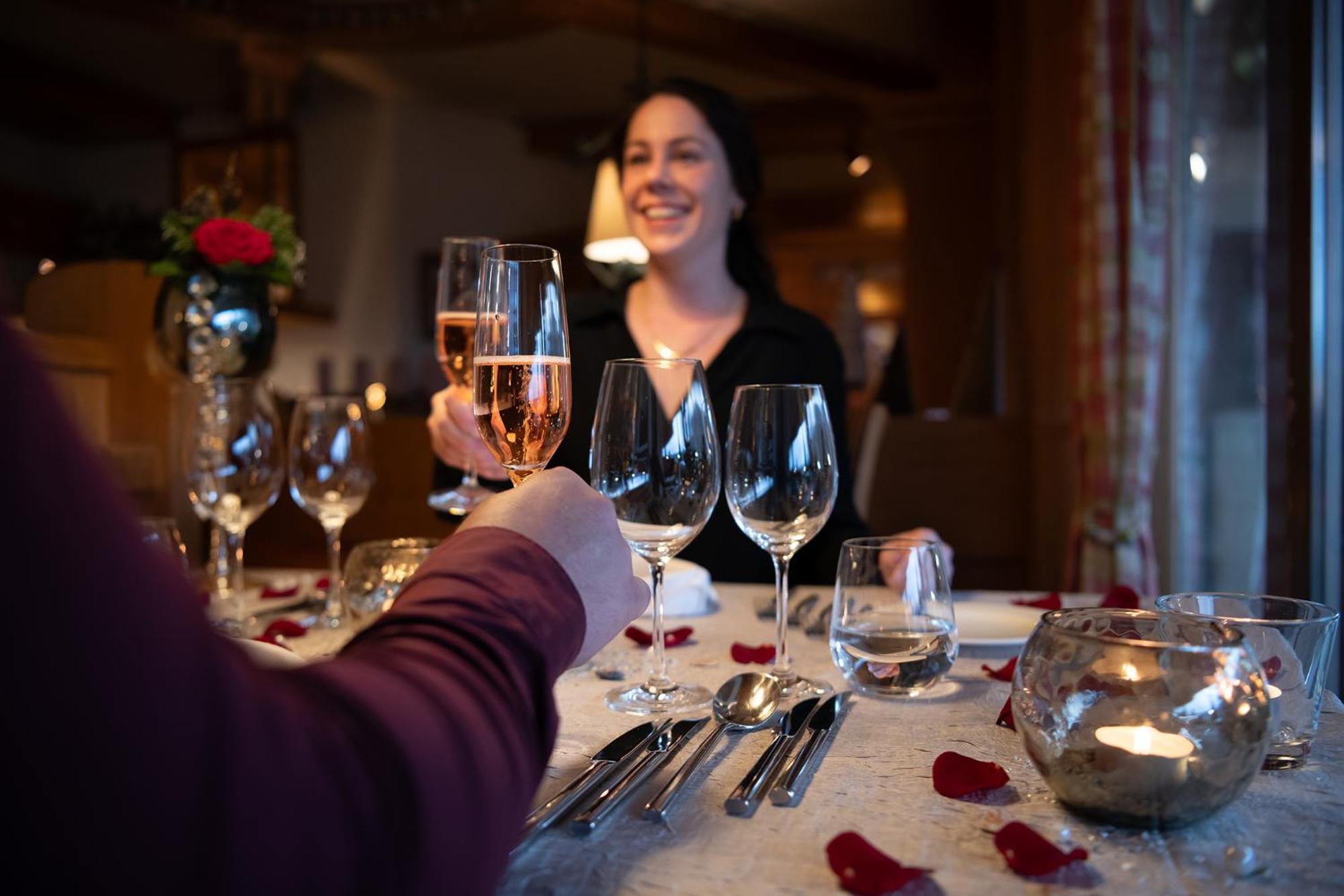 Salzano Hotel - Spa - Restaurant Unterseen Екстериор снимка