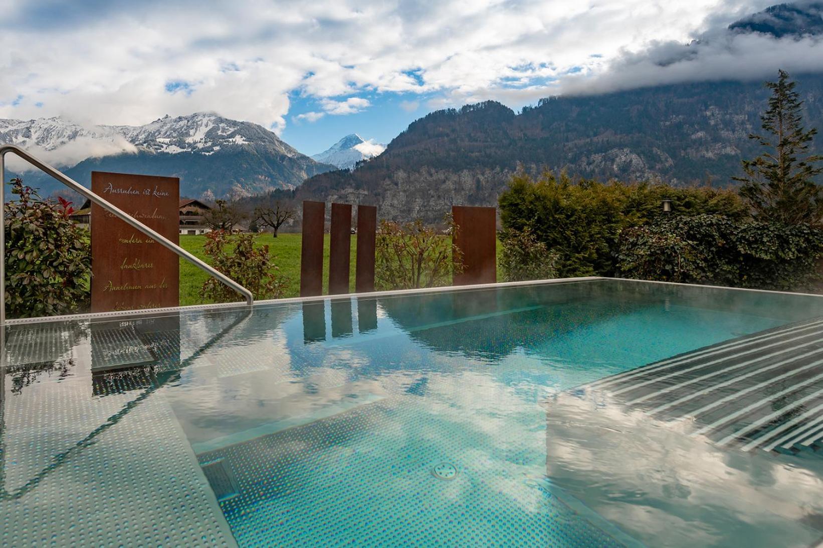 Salzano Hotel - Spa - Restaurant Unterseen Екстериор снимка