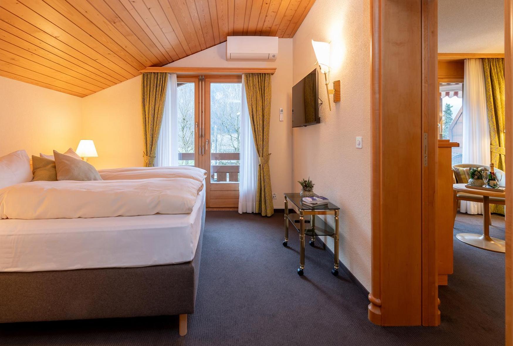 Salzano Hotel - Spa - Restaurant Unterseen Екстериор снимка