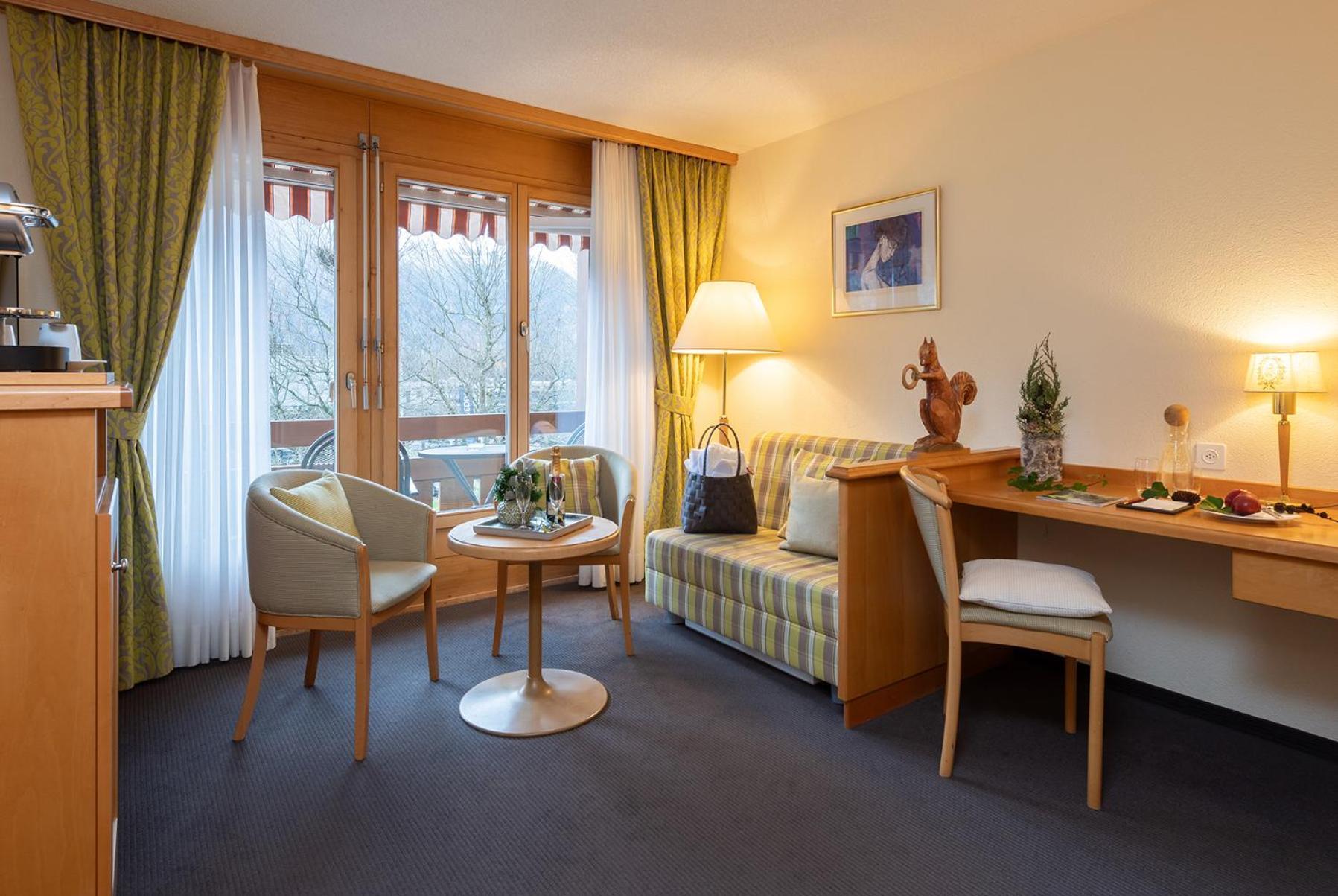 Salzano Hotel - Spa - Restaurant Unterseen Екстериор снимка