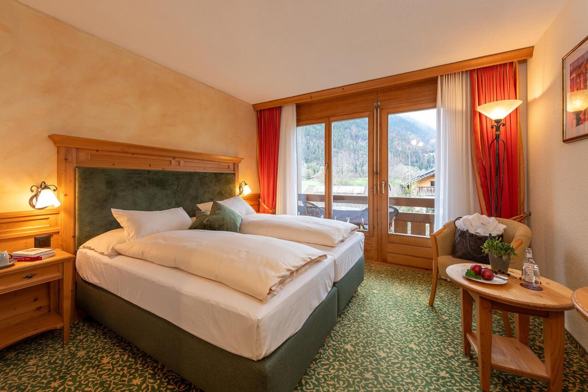 Salzano Hotel - Spa - Restaurant Unterseen Екстериор снимка
