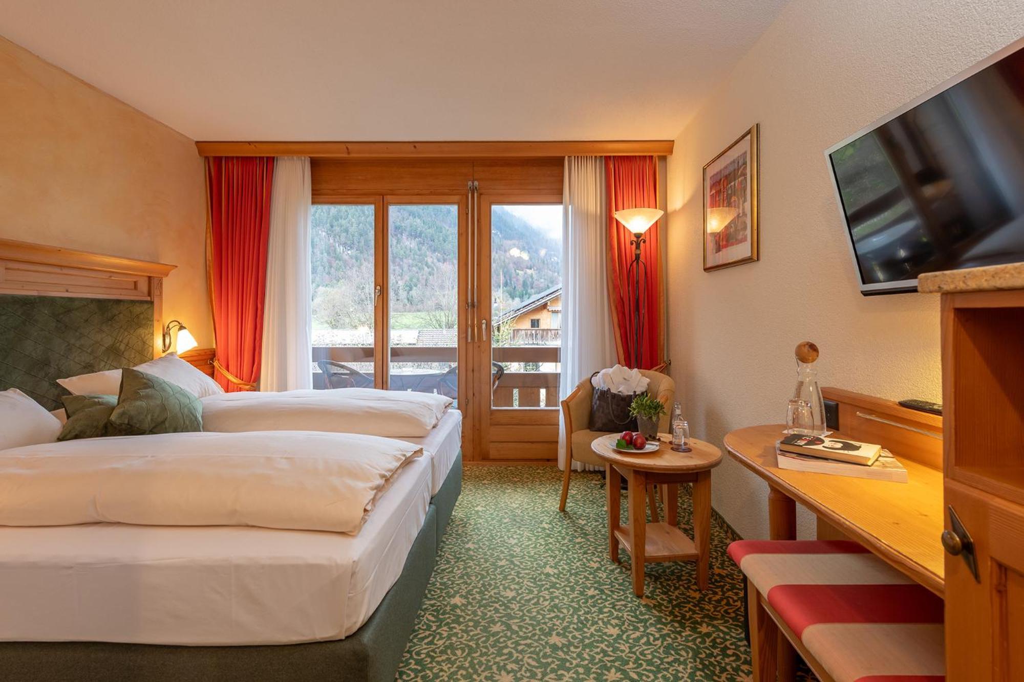 Salzano Hotel - Spa - Restaurant Unterseen Екстериор снимка